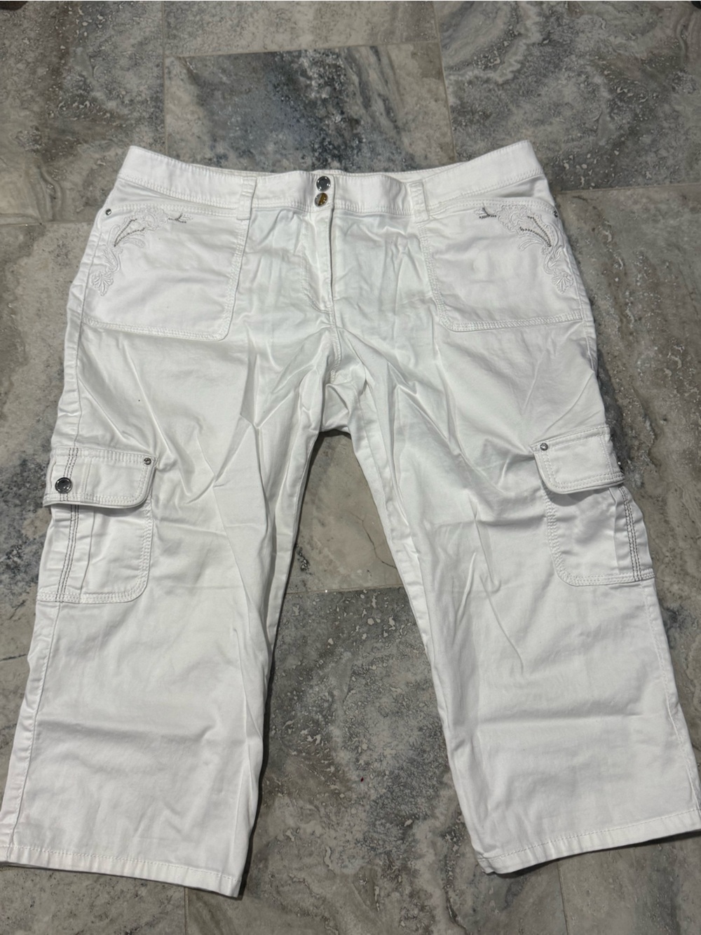 White House Black Market White Cargo Capri Pants with Embroidered Pockets